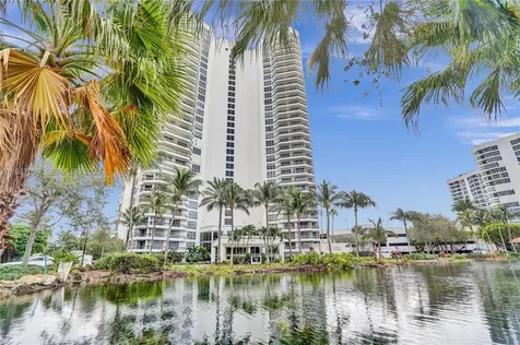 19101 NE 36th Court Aventura FL 33180