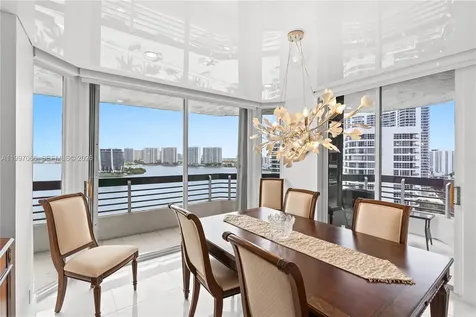 19101 NE 36th Court Aventura FL 33180