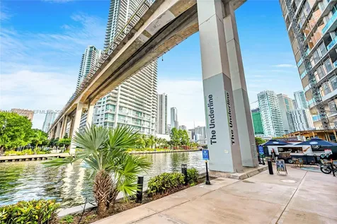 690 SW 1st Court Miami FL 33130