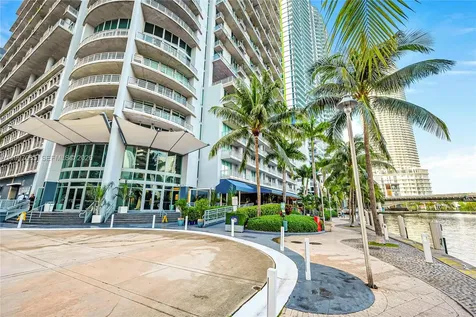 690 SW 1st Court Miami FL 33130