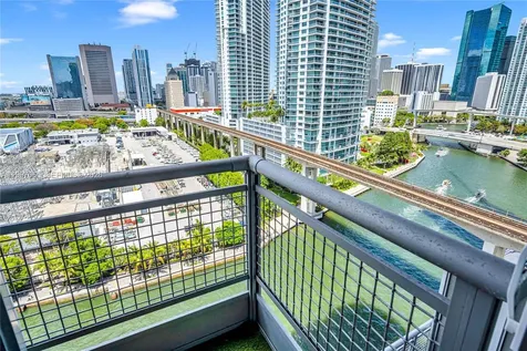 690 SW 1st Court Miami FL 33130