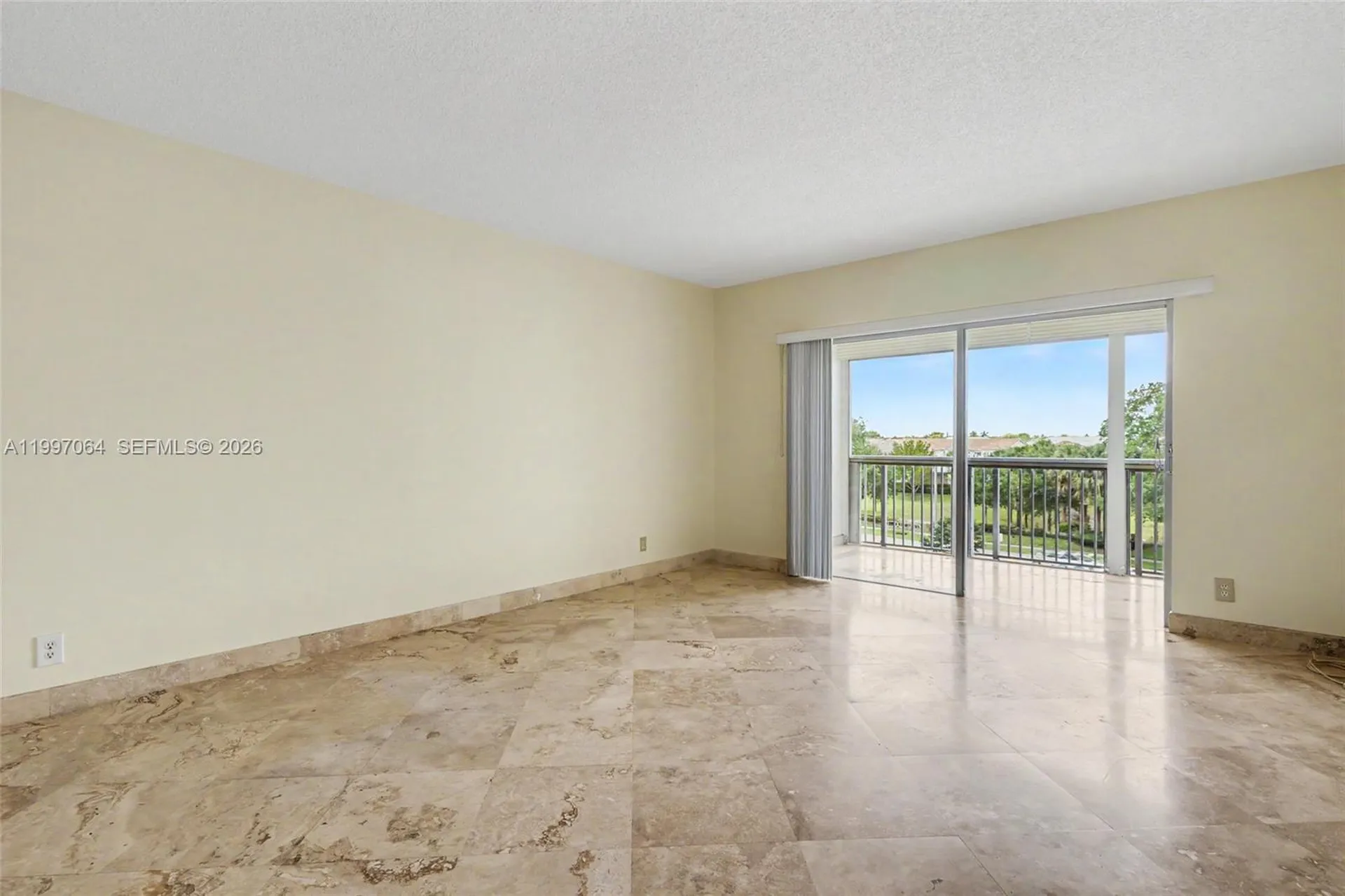 4200 Hillcrest Drive Hollywood FL 33021