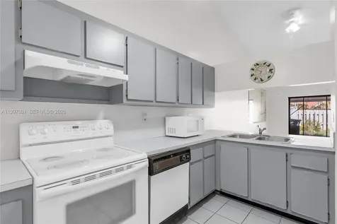 6323 SW 147th Place Circle Miami FL 33193