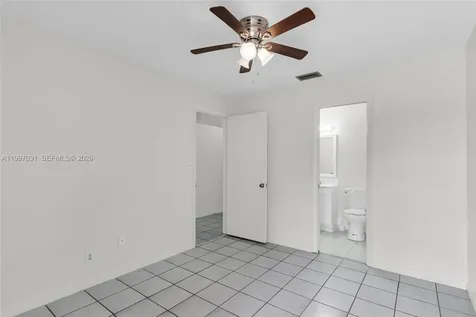 6323 SW 147th Place Circle Miami FL 33193
