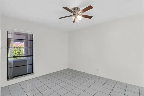 6323 SW 147th Place Circle Miami FL 33193