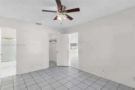 6323 SW 147th Place Circle Miami FL 33193