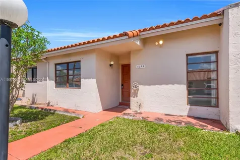 6323 SW 147th Place Circle Miami FL 33193