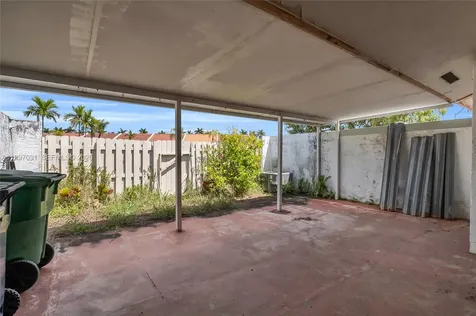 6323 SW 147th Place Circle Miami FL 33193