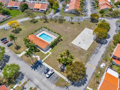 6323 SW 147th Place Circle Miami FL 33193