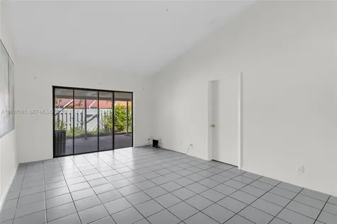 6323 SW 147th Place Circle Miami FL 33193
