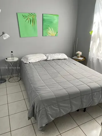 638 SW 15th Avenue Miami FL 33135