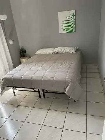 638 SW 15th Avenue Miami FL 33135
