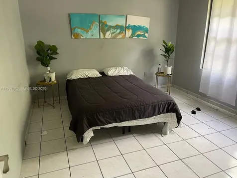 638 SW 15th Avenue Miami FL 33135