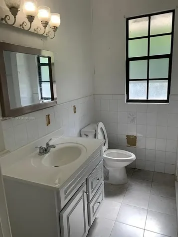 638 SW 15th Avenue Miami FL 33135