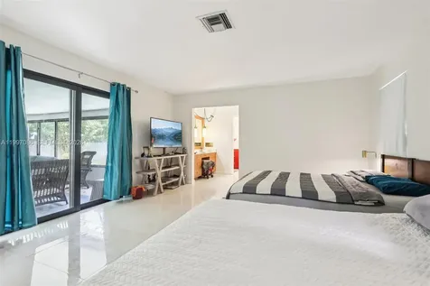 314 NE 85th Street El Portal FL 33138