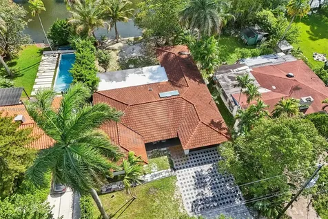 314 NE 85th Street El Portal FL 33138