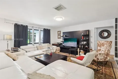 314 NE 85th Street El Portal FL 33138