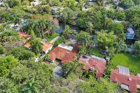 314 NE 85th Street El Portal FL 33138