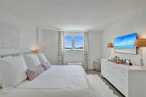 90 Edgewater Drive Coral Gables FL 33133