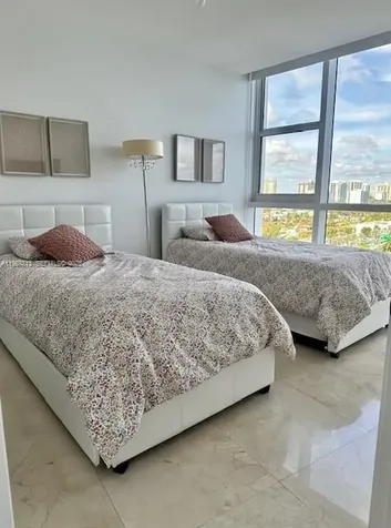 18201 Collins Avenue Sunny Isles Beach FL 33160