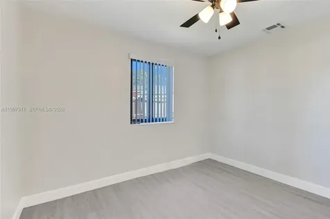 136 Miami Gardens Road West Park FL 33023