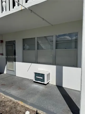 162 Westbury J Deerfield Beach FL 33442