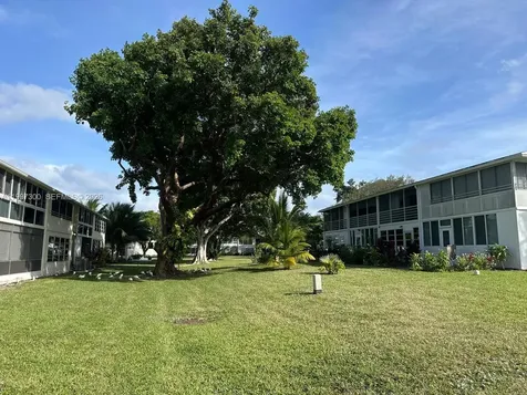162 Westbury J Deerfield Beach FL 33442