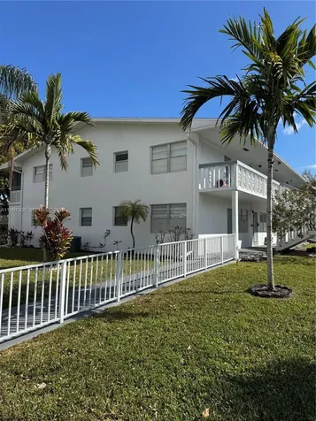 162 Westbury J Deerfield Beach FL 33442