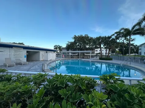 162 Westbury J Deerfield Beach FL 33442