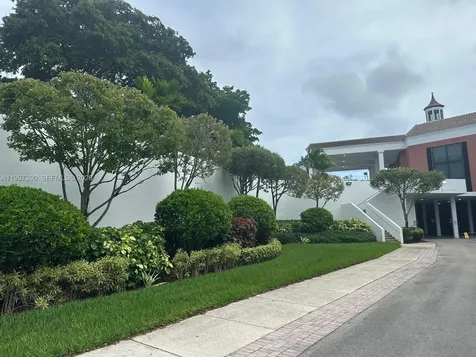 162 Westbury J Deerfield Beach FL 33442