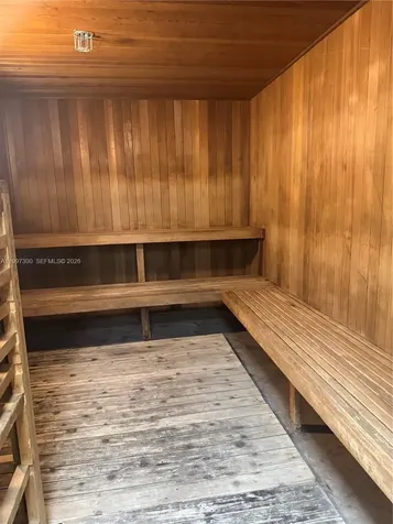 162 Westbury J Deerfield Beach FL 33442