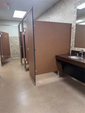 162 Westbury J Deerfield Beach FL 33442