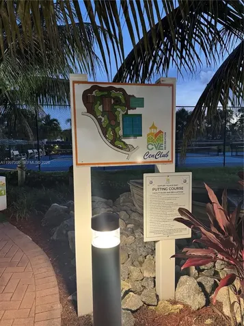 162 Westbury J Deerfield Beach FL 33442