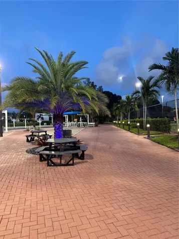 162 Westbury J Deerfield Beach FL 33442