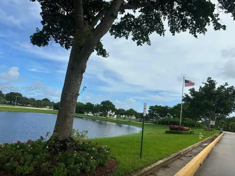 162 Westbury J Deerfield Beach FL 33442