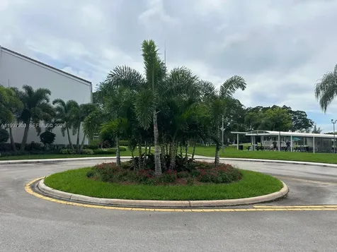 162 Westbury J Deerfield Beach FL 33442