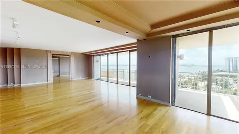11113 Biscayne Boulevard Miami FL 33181