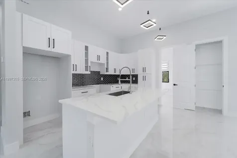 1504 E 6th Lehigh Acres FL 33972