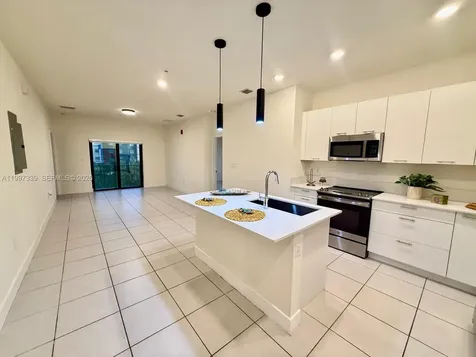 8001 NW 41st Street Doral FL 33166