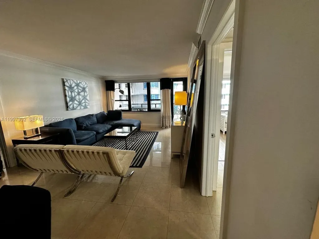 5225 Collins Avenue Miami Beach FL 33140
