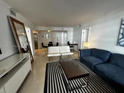 5225 Collins Avenue Miami Beach FL 33140