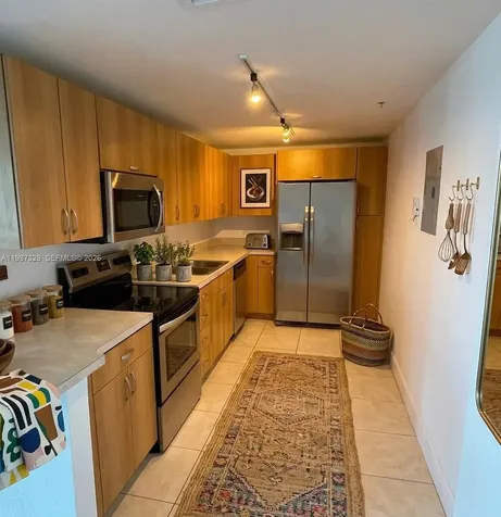 7501 E Treasure Drive North Bay Village FL 33141