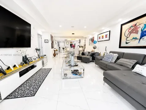 2370 NE 135th Street North Miami FL 33181