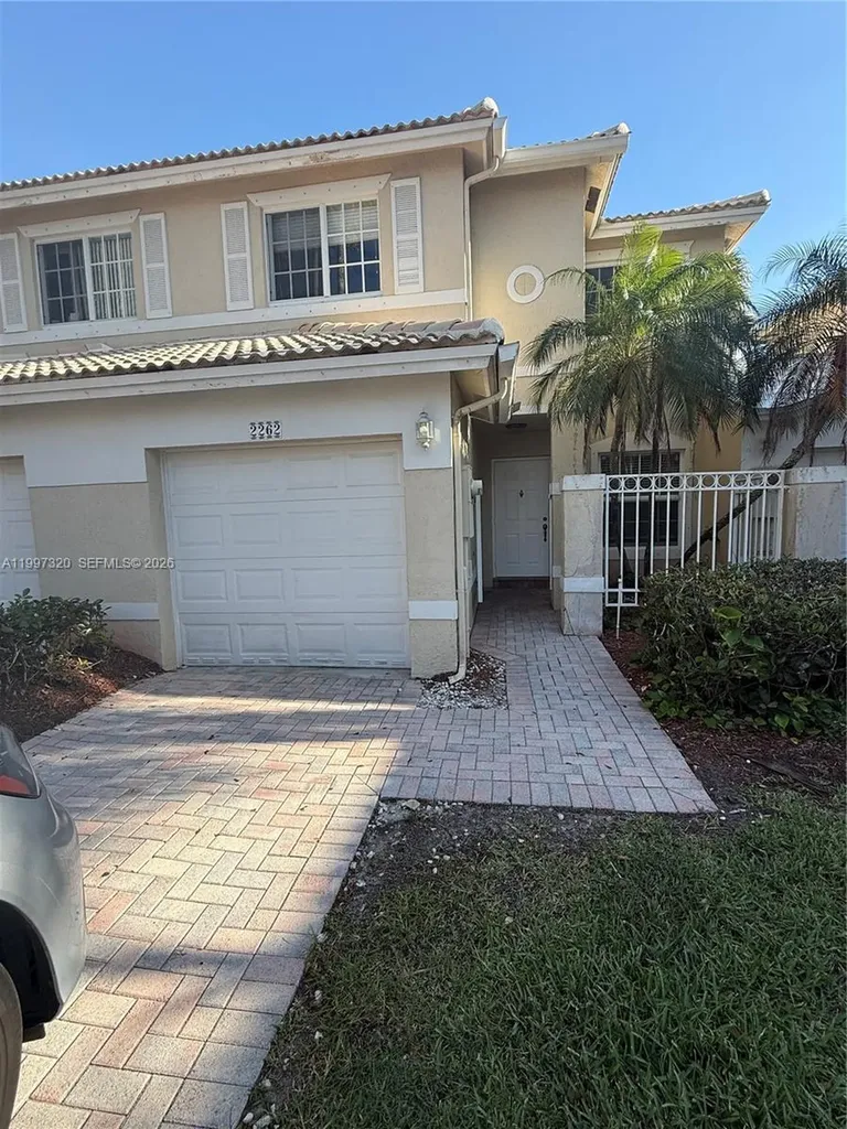 2262 NW 171st Terrace Pembroke Pines FL 33028