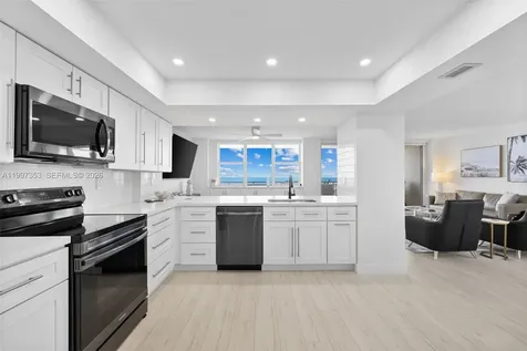 3180 S Ocean Drive Hallandale Beach FL 33009