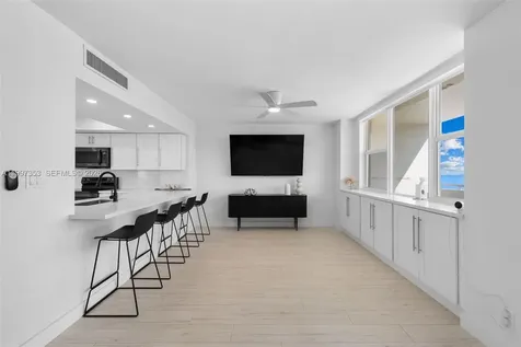 3180 S Ocean Drive Hallandale Beach FL 33009