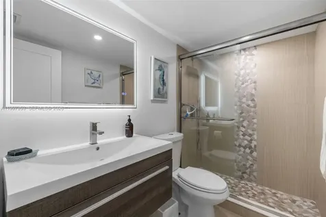 3180 S Ocean Drive Hallandale Beach FL 33009