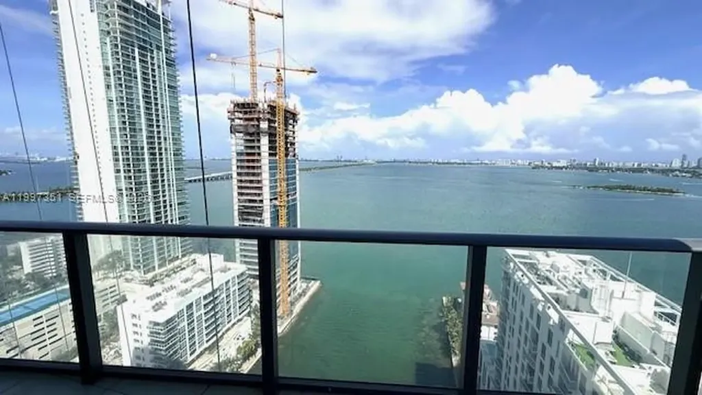 460 NE 28th Street Miami FL 33137