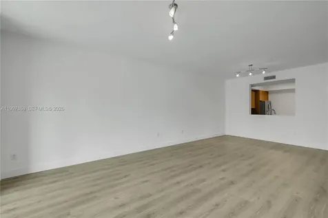 3340 NE 190th Street Aventura FL 33180