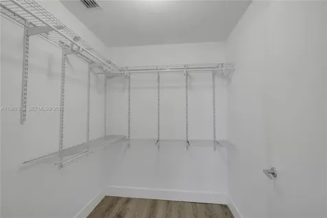 3340 NE 190th Street Aventura FL 33180